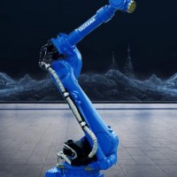 安川 GP180-120六軸機器人，負載 120KG，工作區域 3058mm